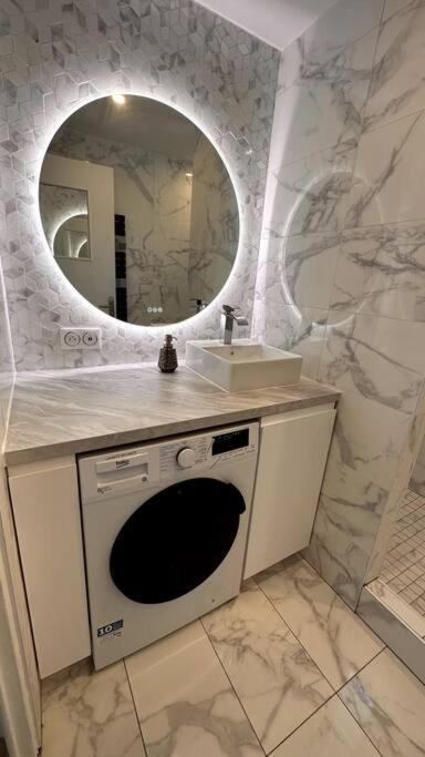 Appartement 3 Chambres + Parking A Lyon 7 Dış mekan fotoğraf
